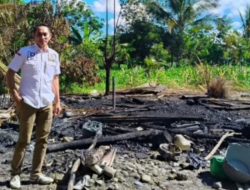 Legislator Syamsir Paro Kunjungi Korban Kebakaran di Ujung Loe