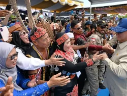 Presiden Prabowo Tegaskan Ekonomi Harus Berpihak ke Rakyat